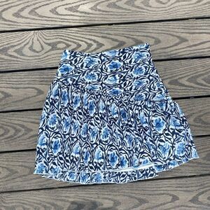 H&M Size 0 Blue Floral Mini Skirt Feminine Dainty